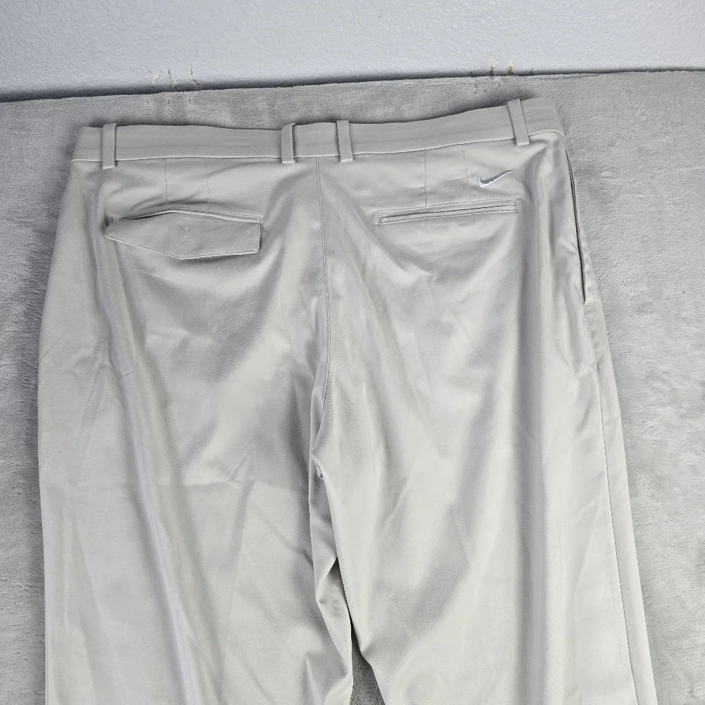 Nike Dri Fit Victory Standard Fit Golf Pants Men Sz 40x30 Light Bone Performance